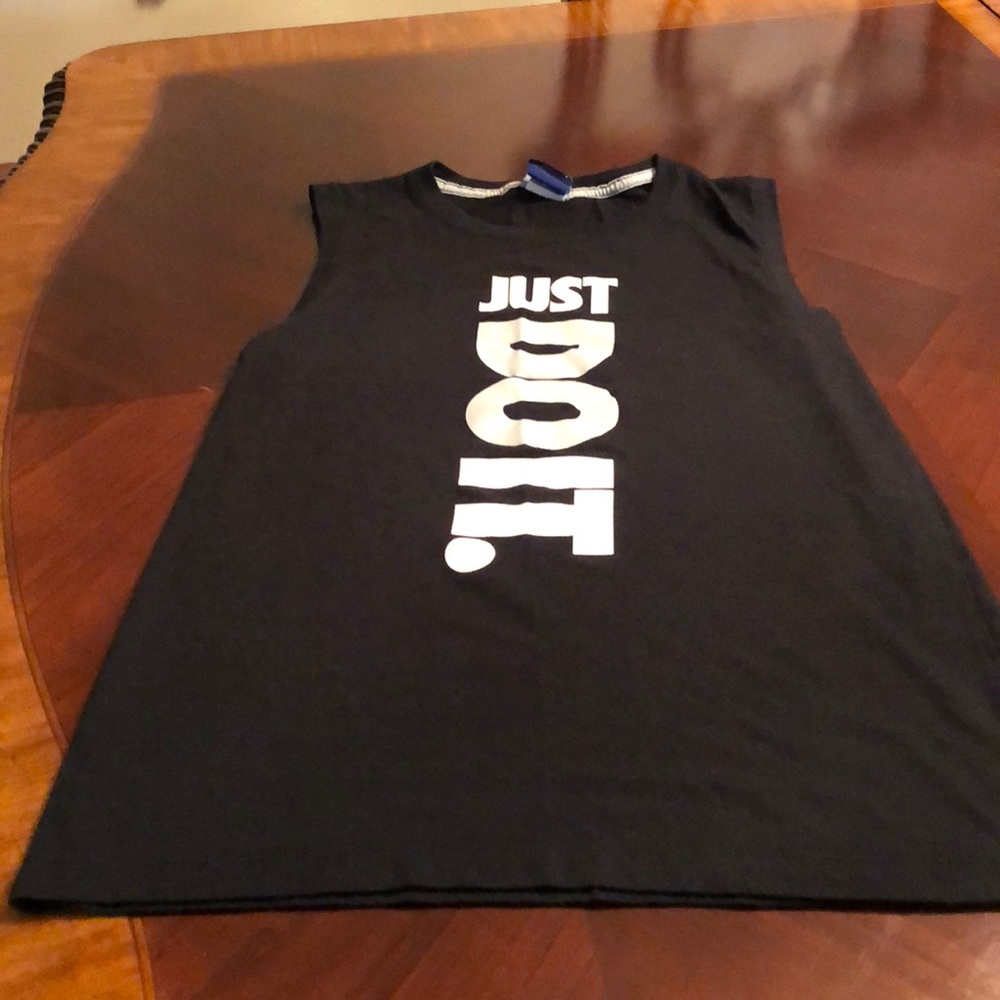 Nike tank